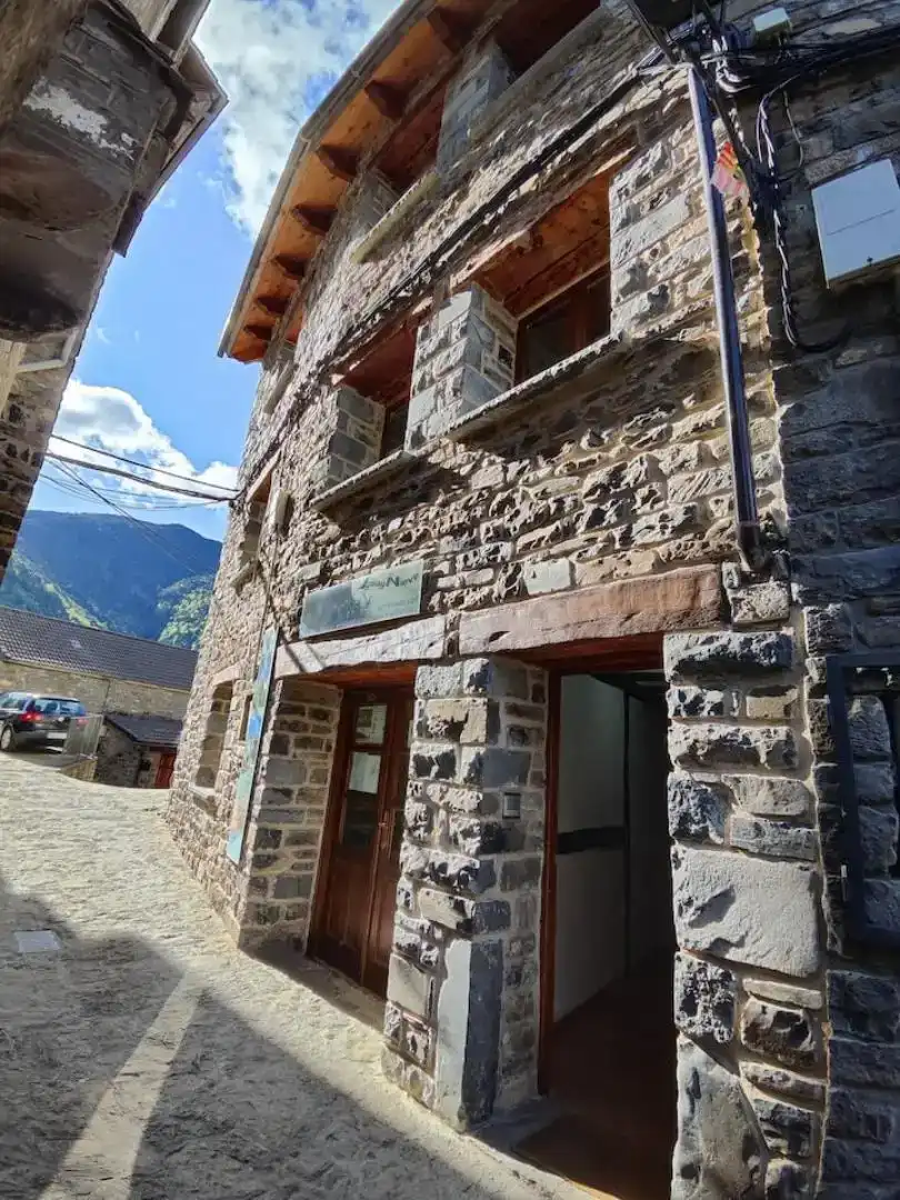 Vista exterior de Casa o chalet en venta en Torla - Ordesa con Balcón