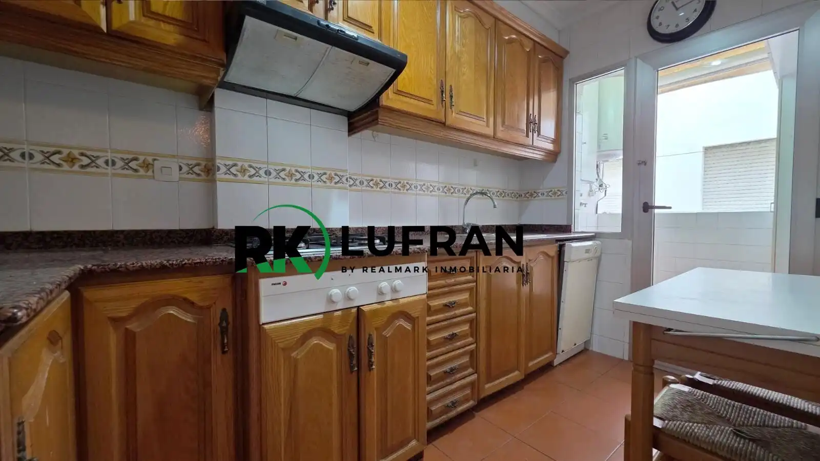 Kitchen of Flat for sale in Alicante / Alacant  with Terrace, Furnished and Balcony