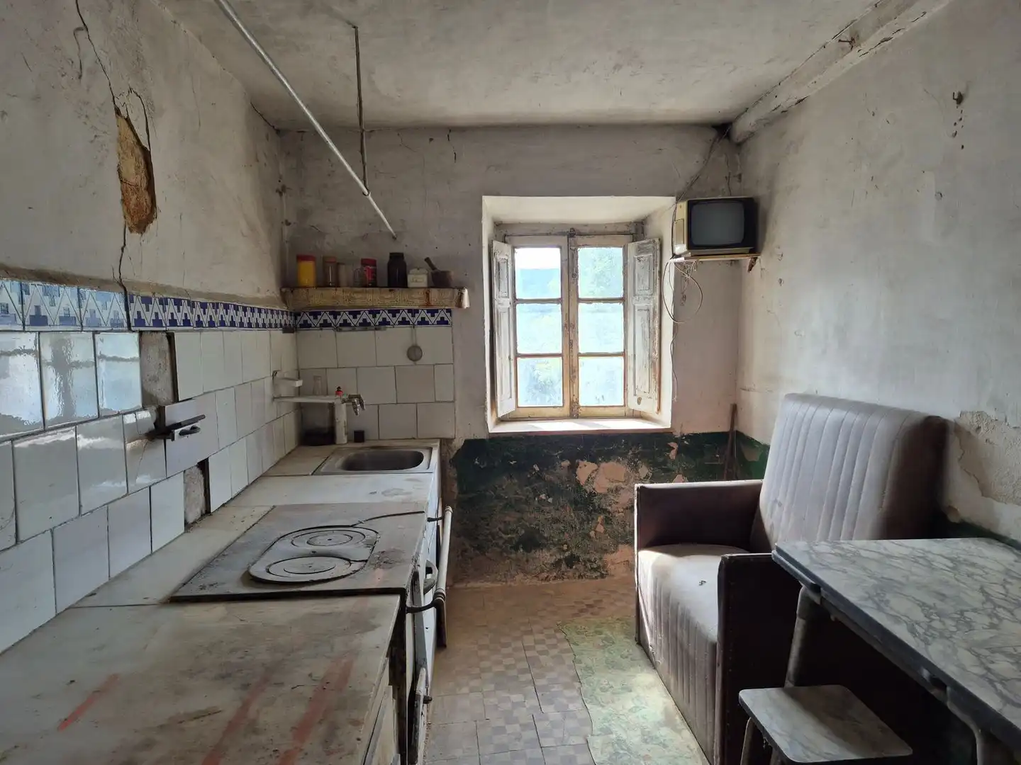 Kitchen of Houses for sale in Nava  with Storage room and Swimming Pool