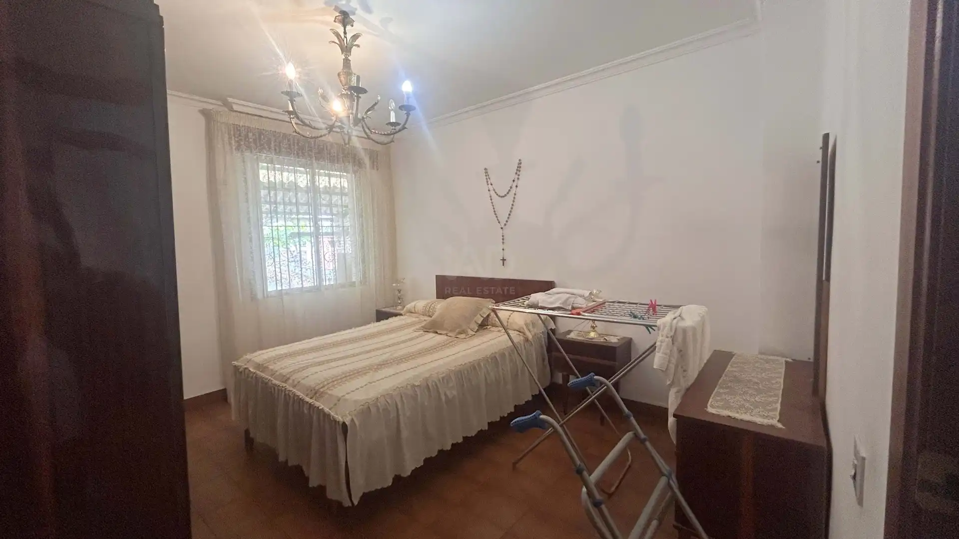 Schlafzimmer von Country house zum Verkauf in  Logroño mit Heizung und Schwimmbad