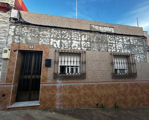 Vista exterior de Casa o xalet en venda en Chiclana de la Frontera amb Traster