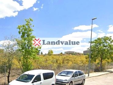 Terreny industrial en venda a Alfonso Guerra