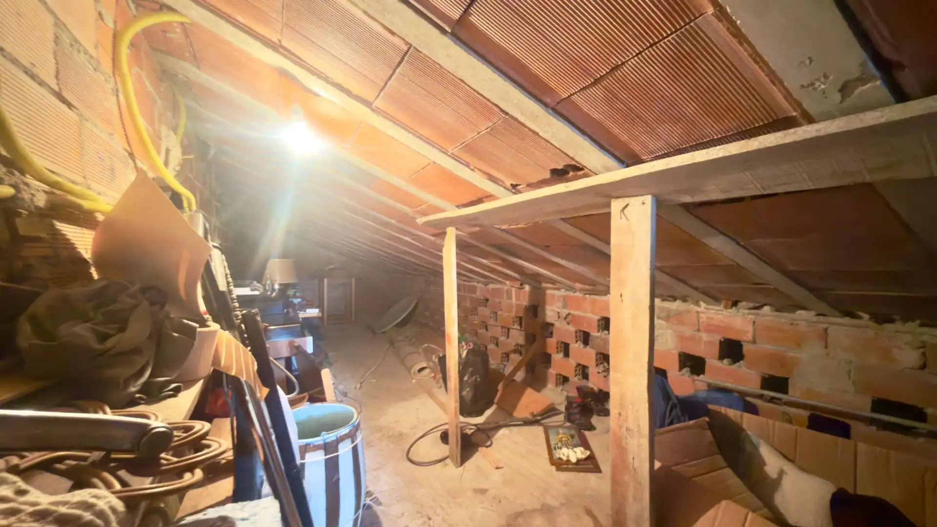 Piso en venta en A Pobra de Trives  con Calefacción y Amueblado