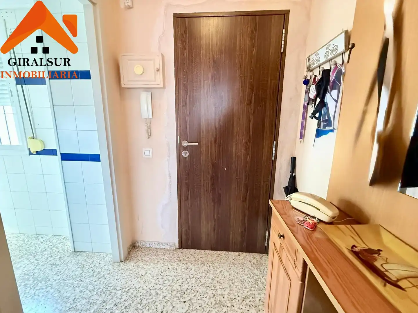 Flat for sale in Sevilla  with Air Conditioner and Terrace