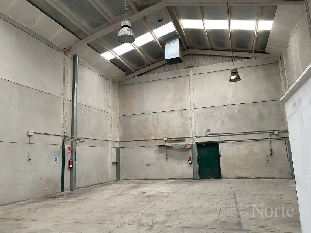 Nave industrial de alquiler en Camino Sitios De Los, Talamanca de Jarama