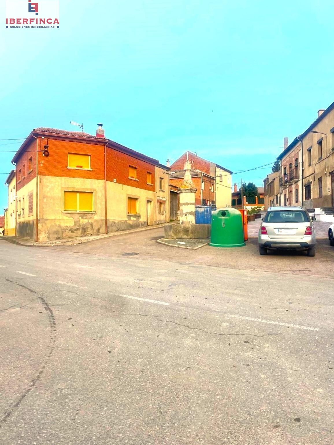 Exterior view of Country house for sale in Villavaquerín