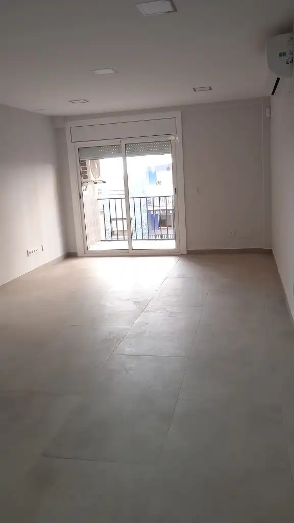 Piso en venta en Tarragona con Aire acondicionado, Horno y Microondas