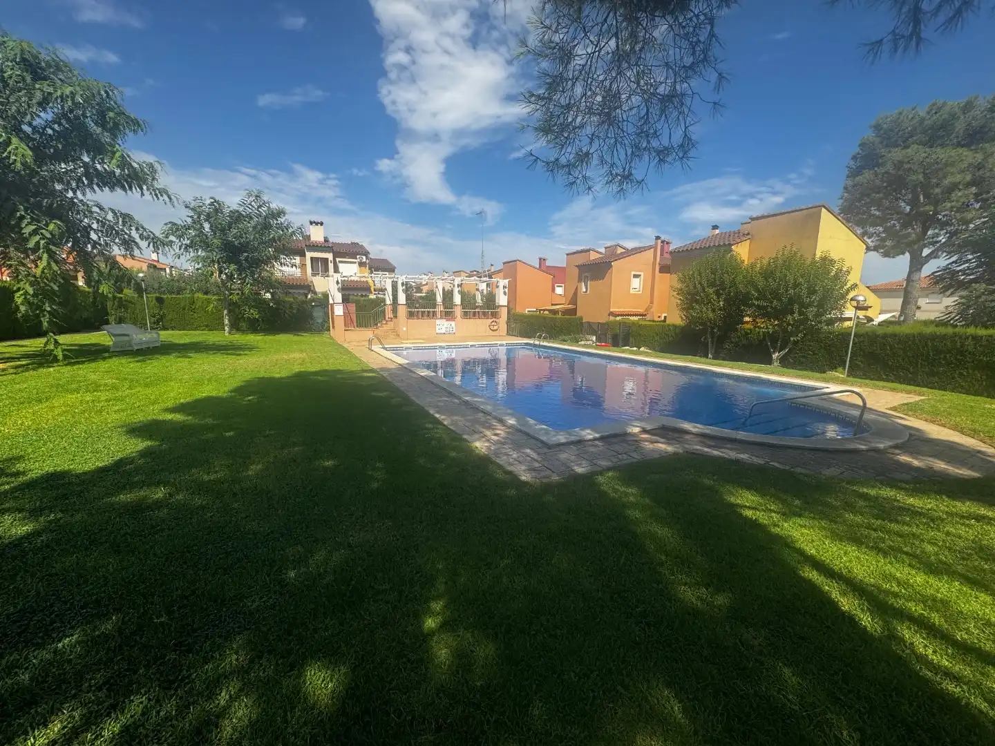 Casa pareada con piscina en venta en Carrer mont-roig de Sió 13, imagen 31