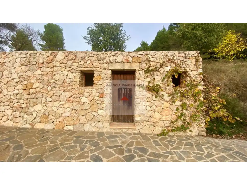 Vista exterior de Finca rústica en venda en Alcoy / Alcoi amb Jardí privat, Traster i Piscina
