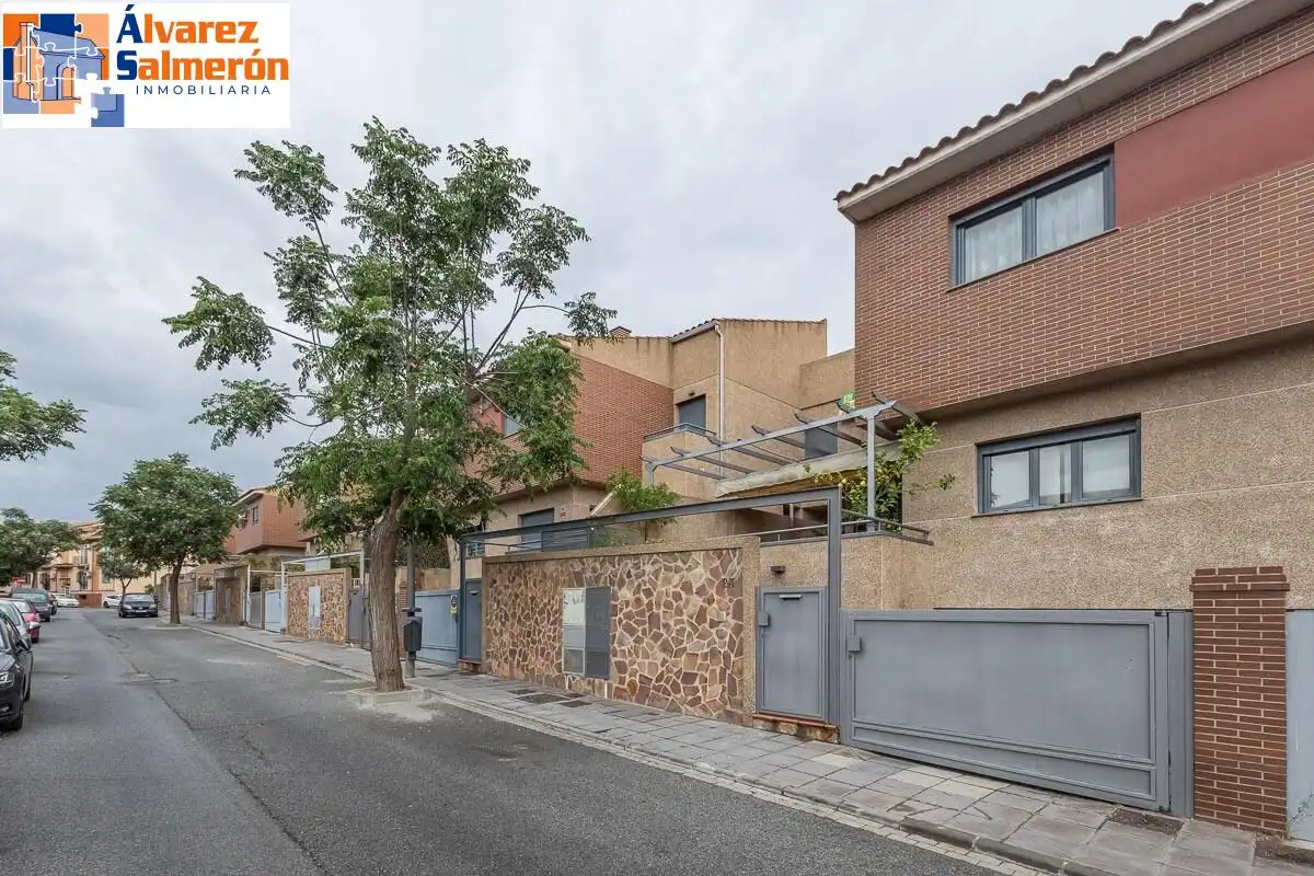 Exterior view of Detached homes for sale in Armilla  with Terrace, Furnished and Balcony