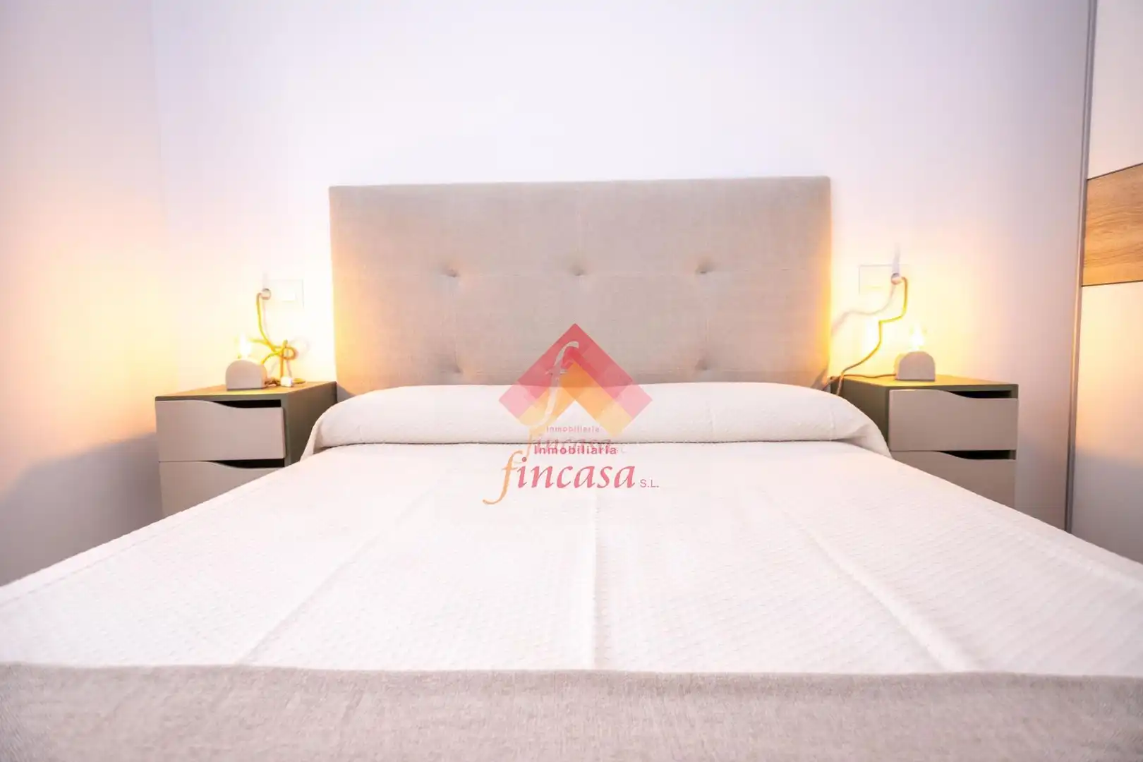 Bedroom of Flat for sale in Ronda  with Heating, Terrace and Furnished