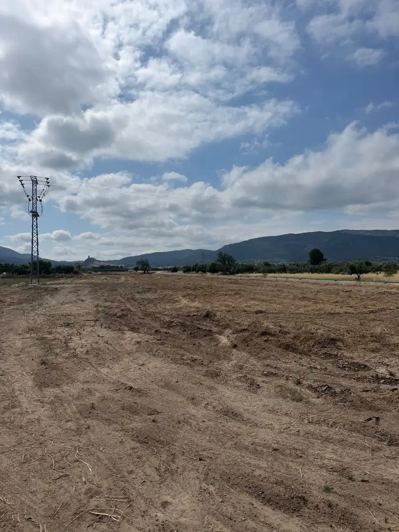 Terrenys i solars en venda a Biar, imagen 4
