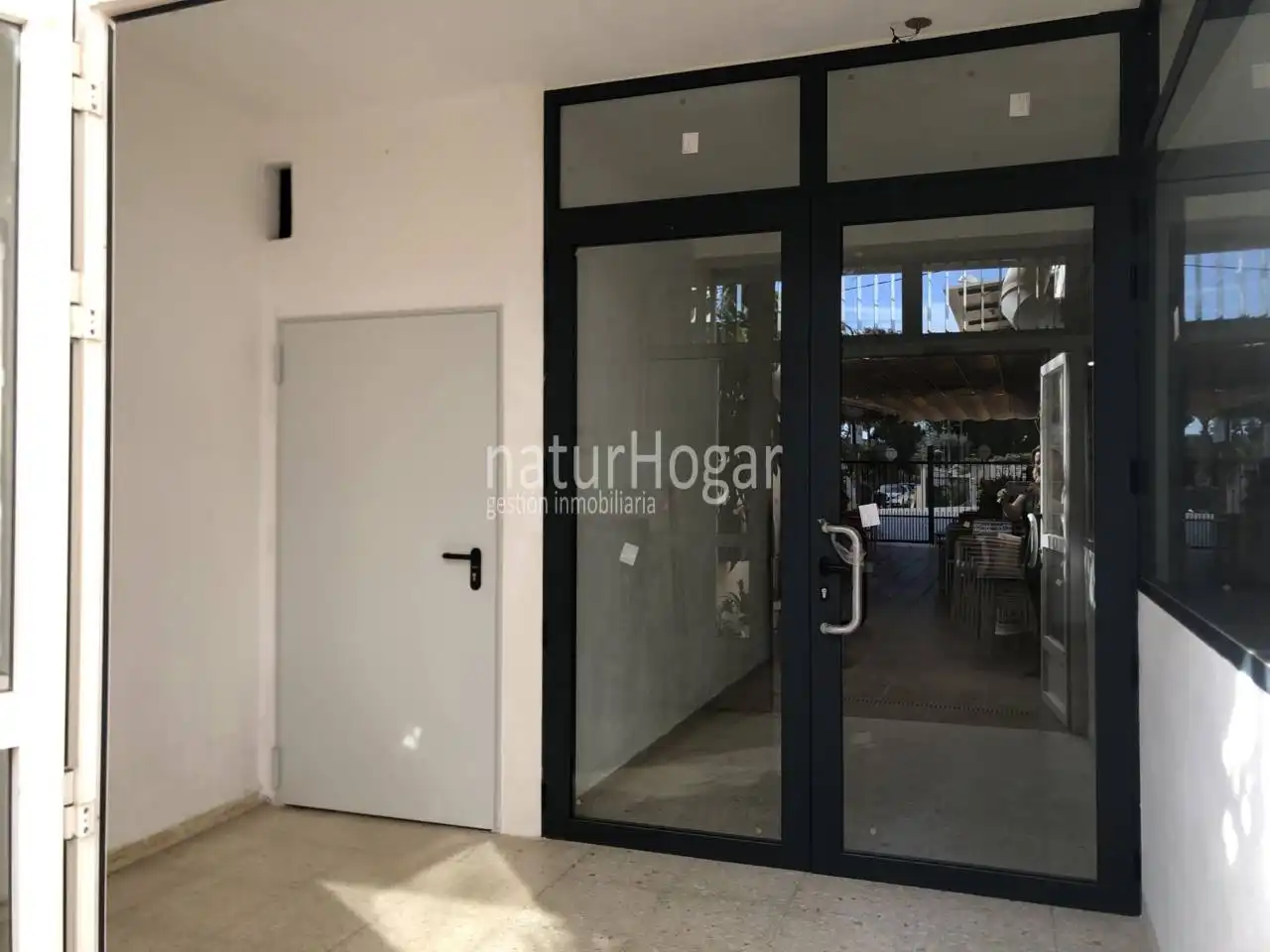 Local comercial en alquiler en Calle 29, imagen 3