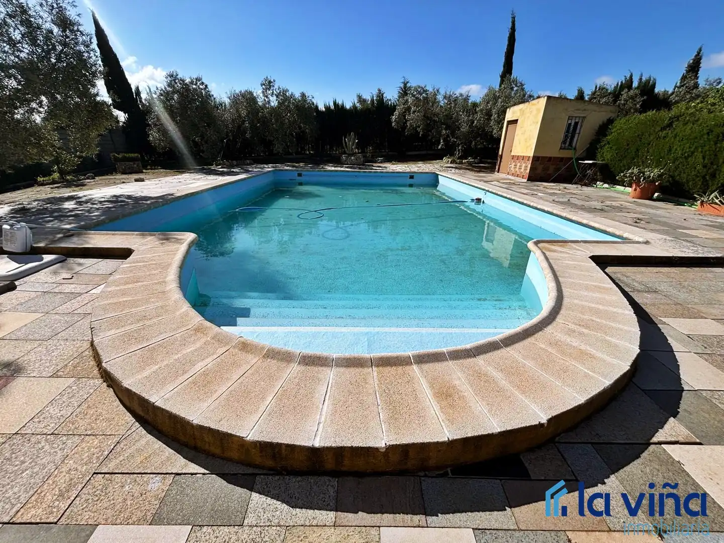 Piscina de Casa o chalet en venta en Casariche con Aire acondicionado, Calefacción y Jardín privado