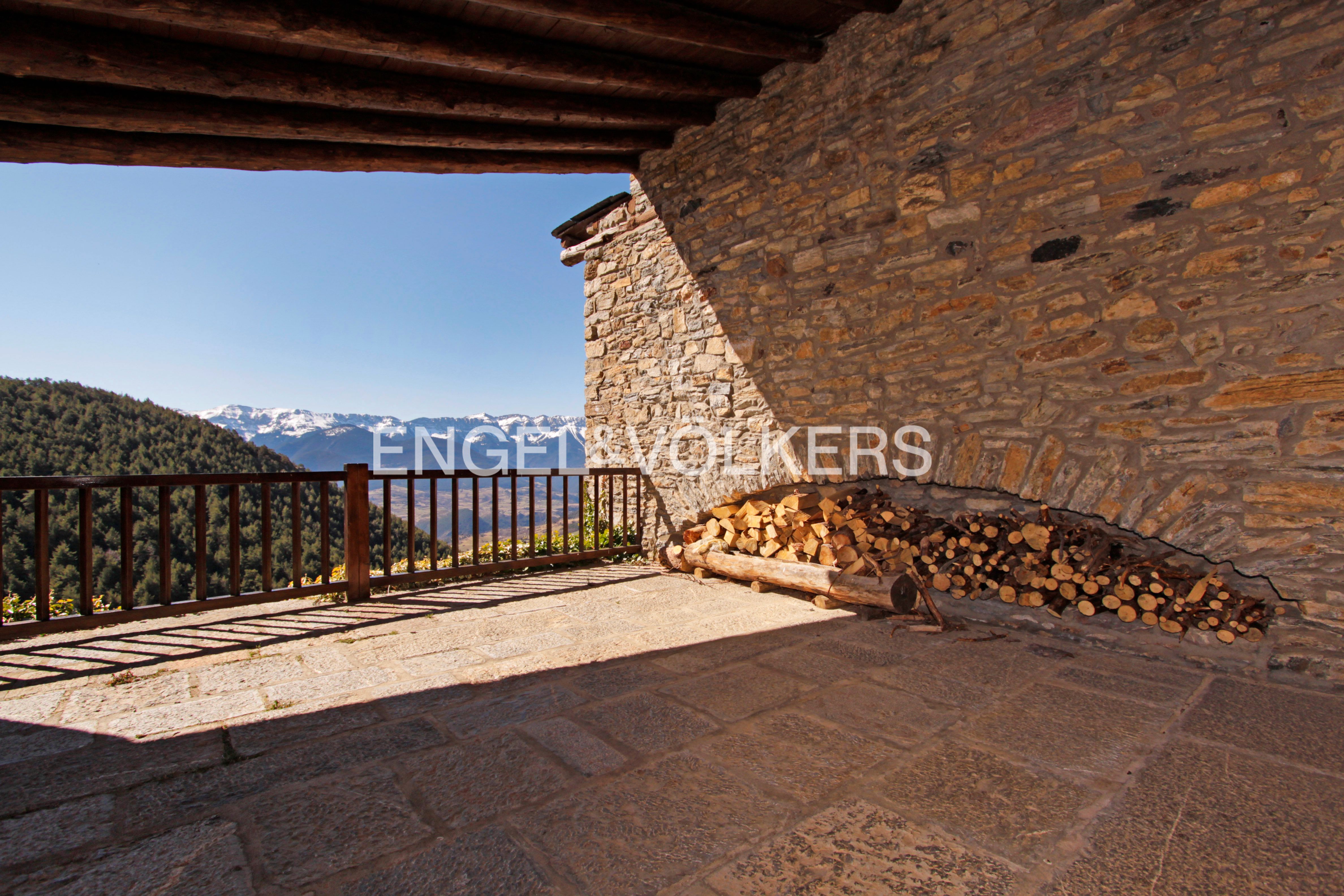 Terraza de Finca rústica en venta en Prullans con Calefacción, Jardín privado y Parquet