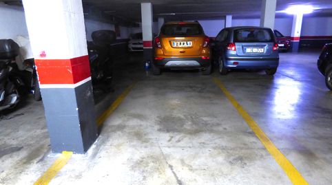 Plaza de garaje en plena Avenida junto a Comisaría