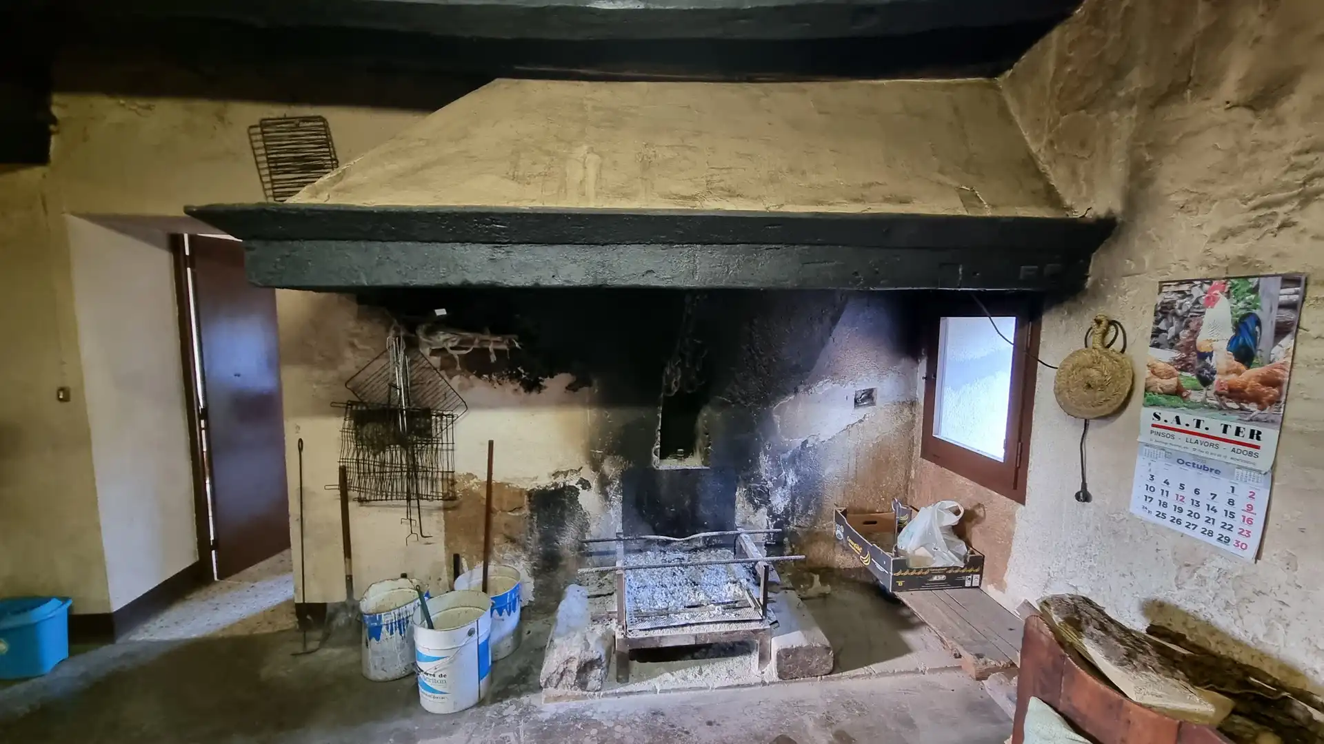 Cocina de Finca rústica en venta en Ripoll con Jardín privado, Terraza y Trastero