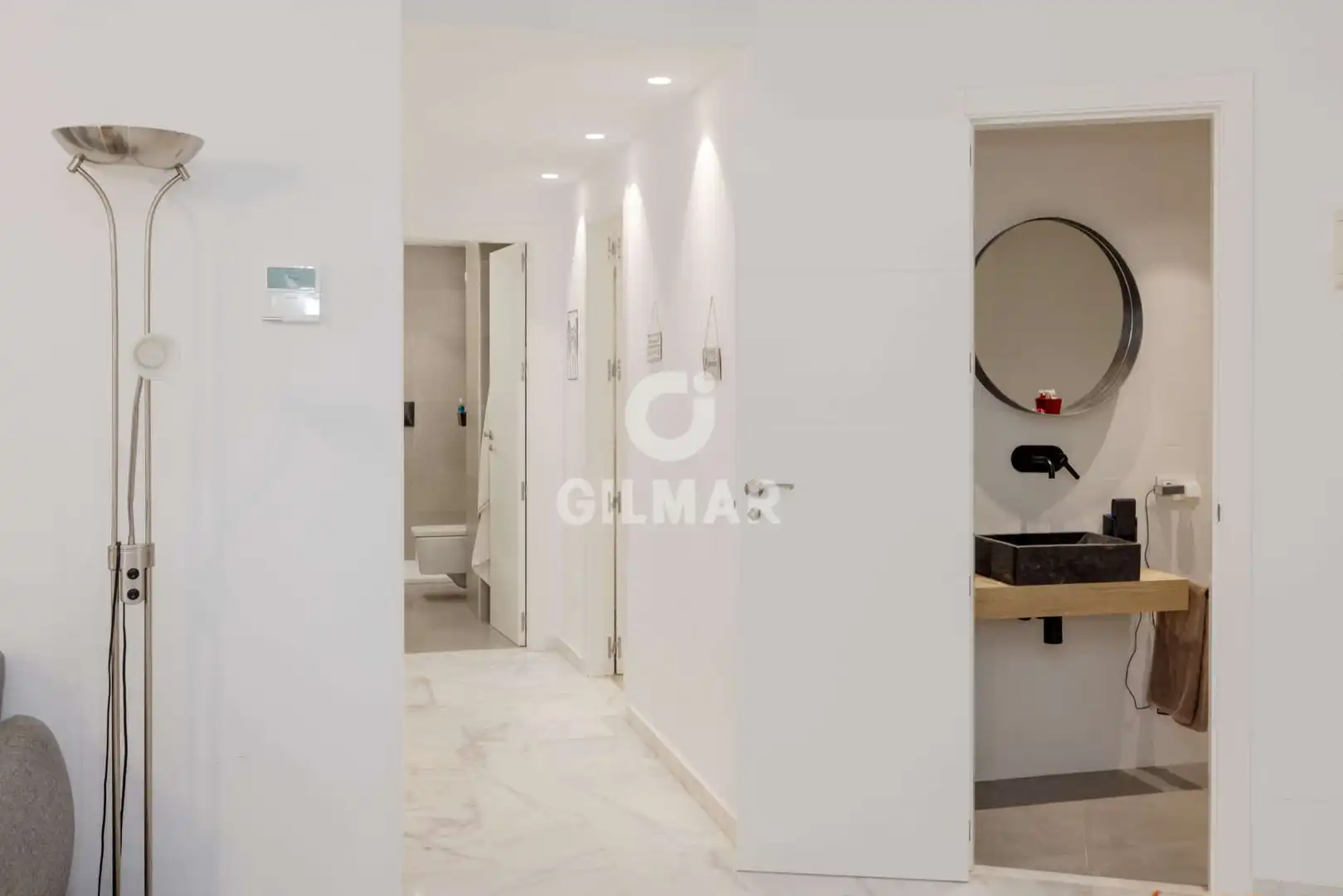 Bany de Apartament en venda en Estepona amb Calefacció, Piscina i Balcó