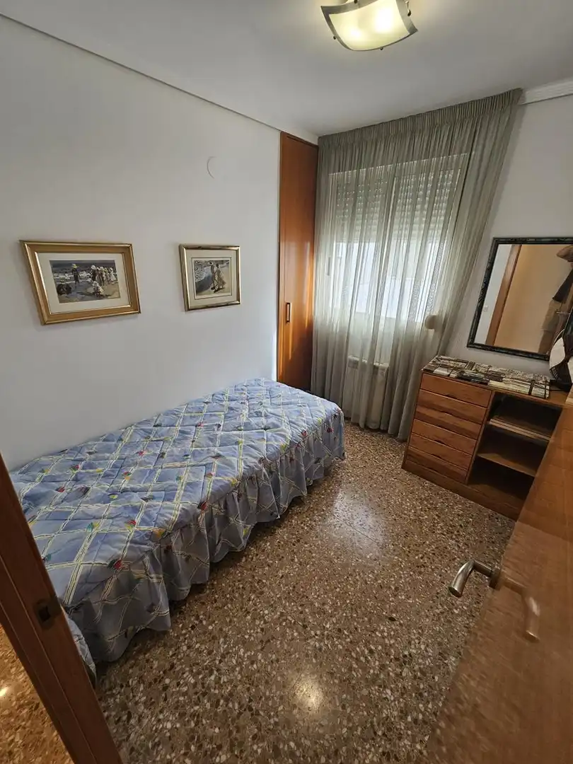 Attic for rent in Avenida de Valencia - Avenida de Casalduch