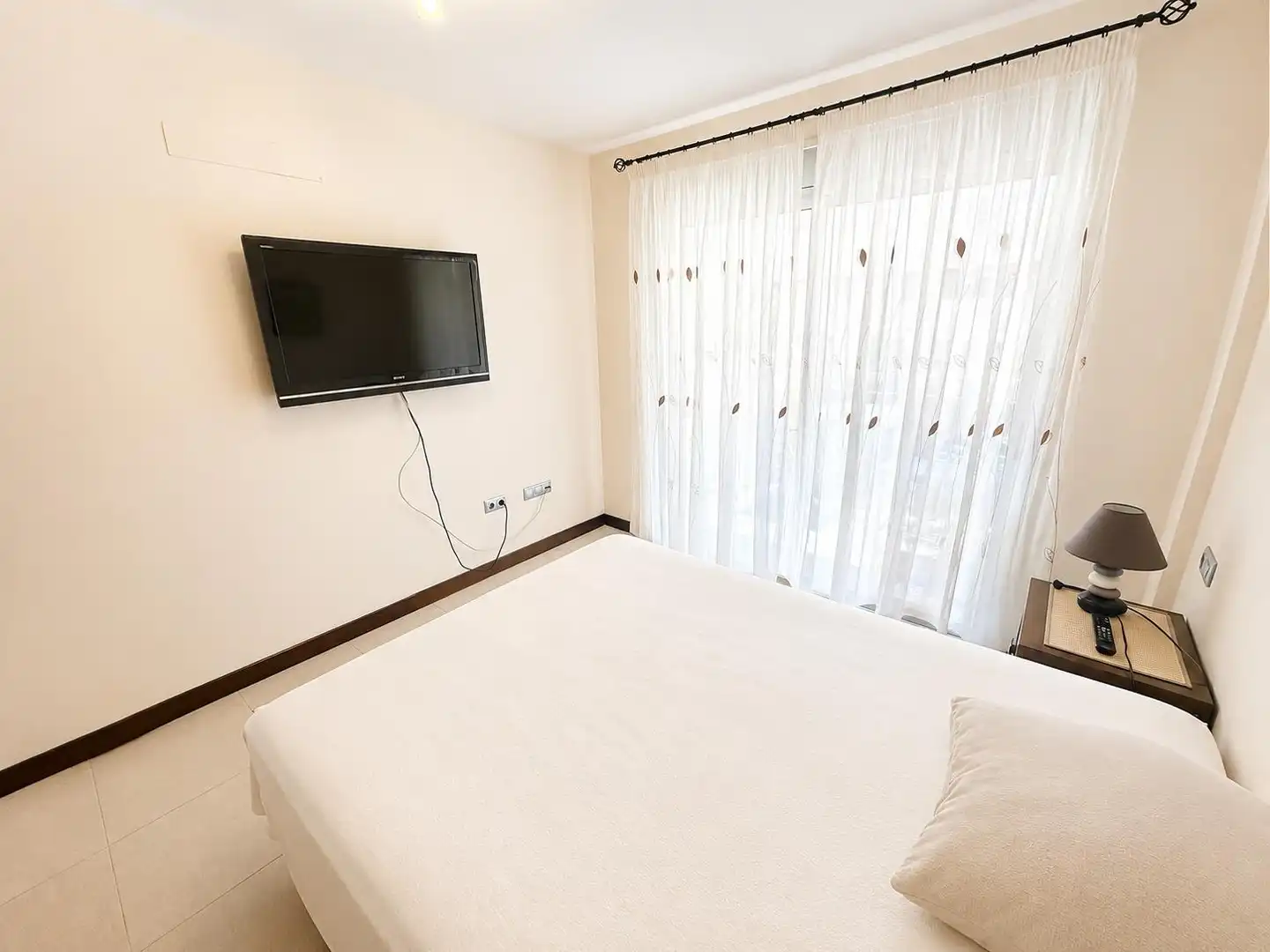 Schlafzimmer von Wohnungen zur Miete in Adeje mit Privatgarten, Terrasse und Gemeinschaftspool