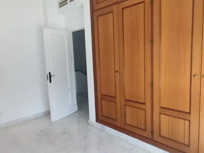 Flat for sale in Almensilla  with Air Conditioner, Private garden and Storage room