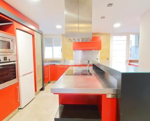 Kitchen of Duplex for sale in  Valencia Capital  with Air Conditioner, Parquet flooring and Terrace