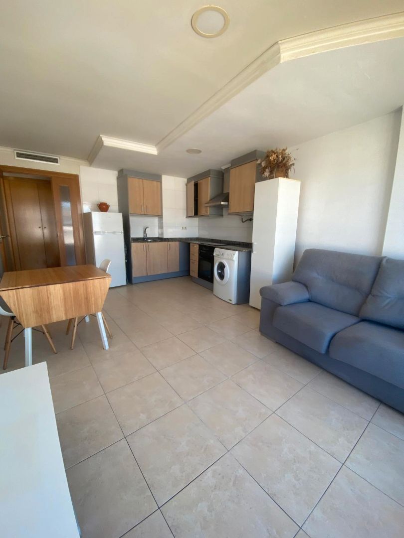 Cocina de Estudio de alquiler en Castellón de la Plana / Castelló de la Plana con Amueblado y Horno