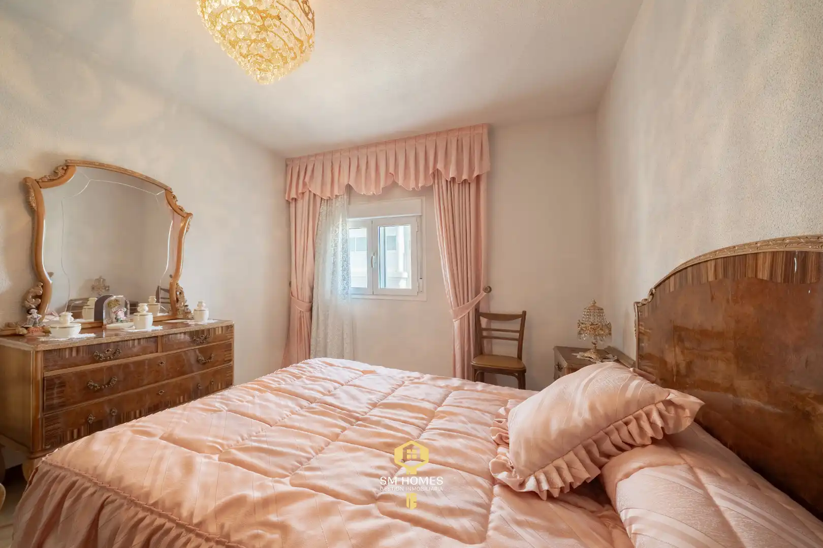 Schlafzimmer von Wohnung zum Verkauf in Coslada mit Terrasse, Möbliert und Ofen