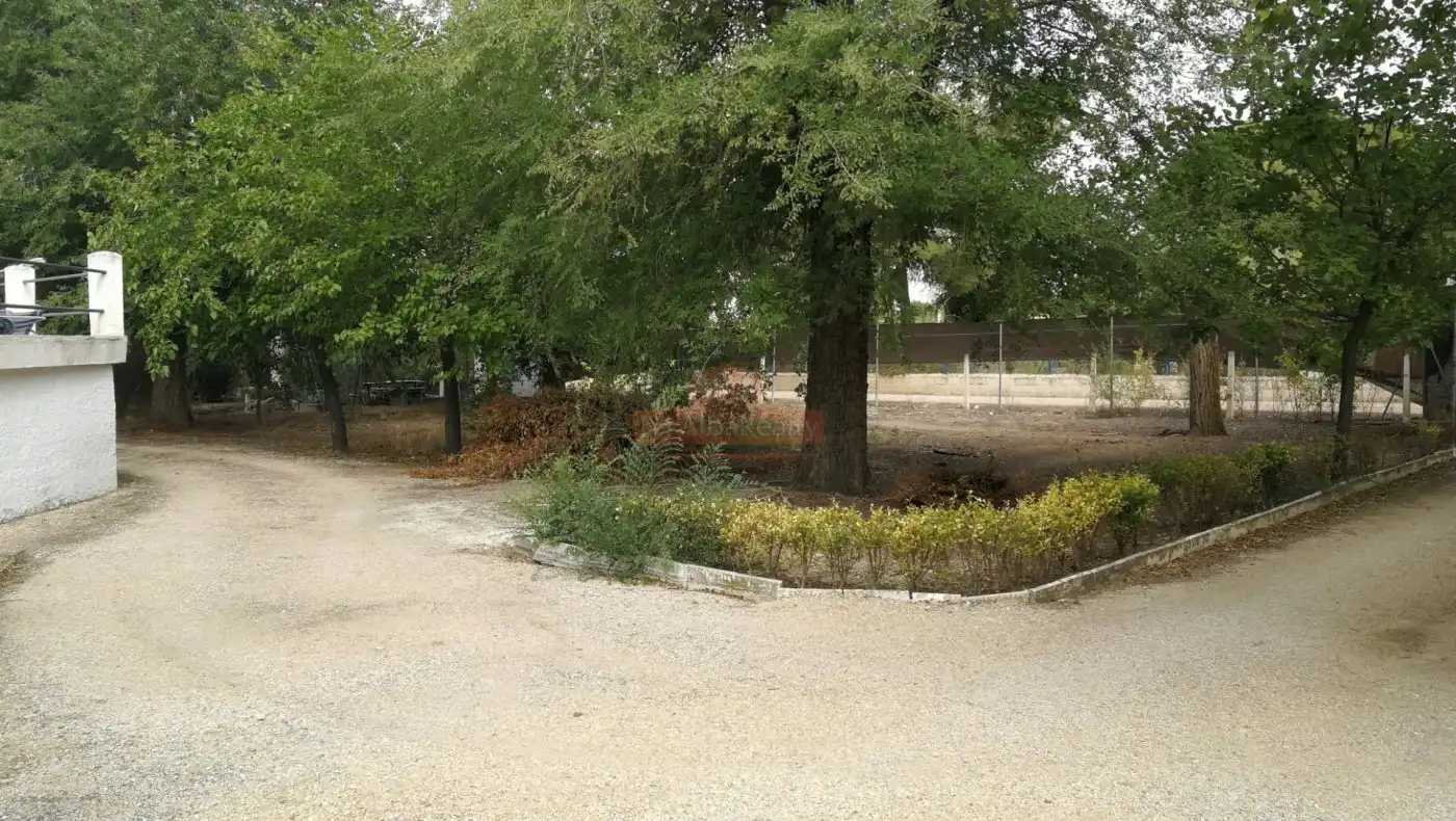 Haus oder Chalet zum Verkauf in Albacete mit Abstellraum und Balkon