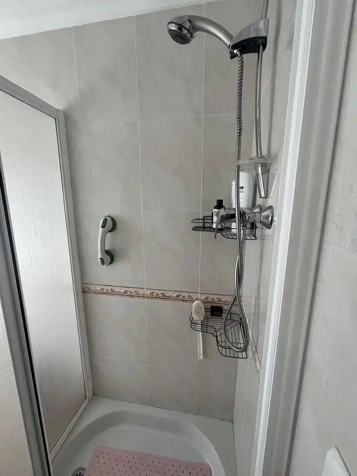Bany de Pis en venda en Burgos amb Calefacció i Moblat