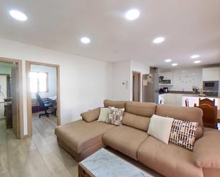 Living room of Flat to rent in Torres de la Alameda  with Air Conditioner and Heating