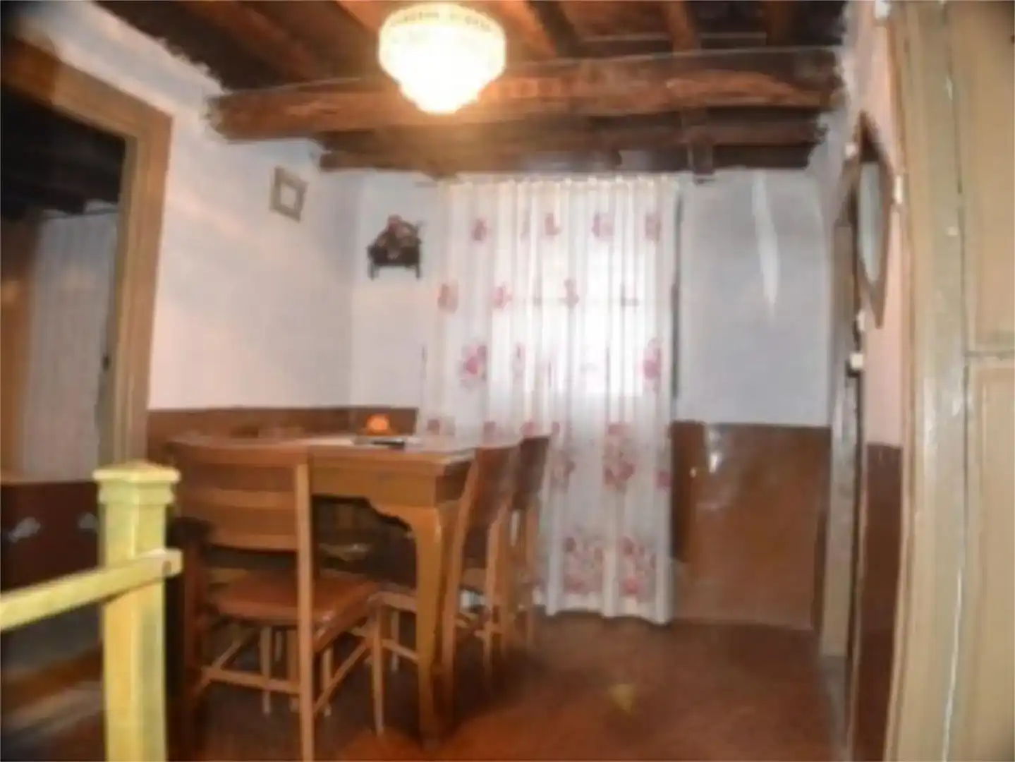 Comedor de Piso en venta en Becedas con Balcón