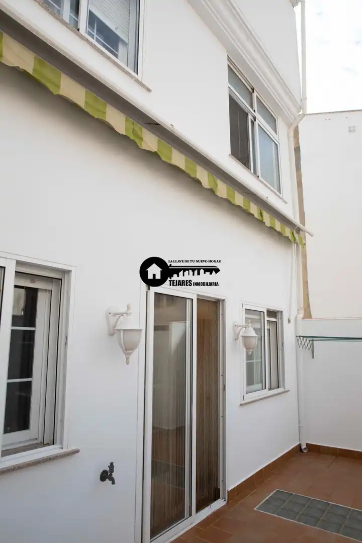 Exterior view of Buildings for sale in San Pablo