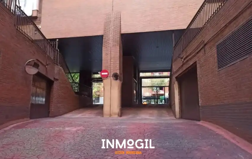 Individual with lift for sale in Paseo de Juan Antonio Vallejo-Nájera Botas 26, imagen 6