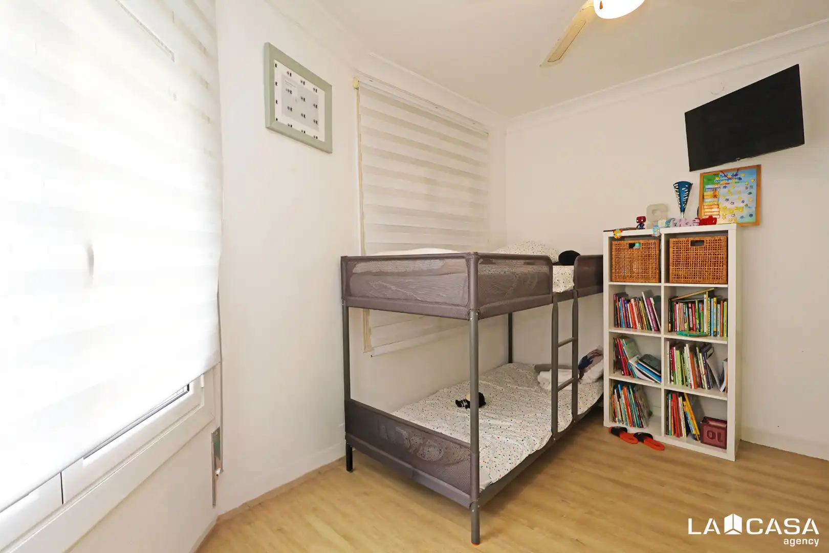 Habitación de Edificio en venta en L'Hospitalet de Llobregat