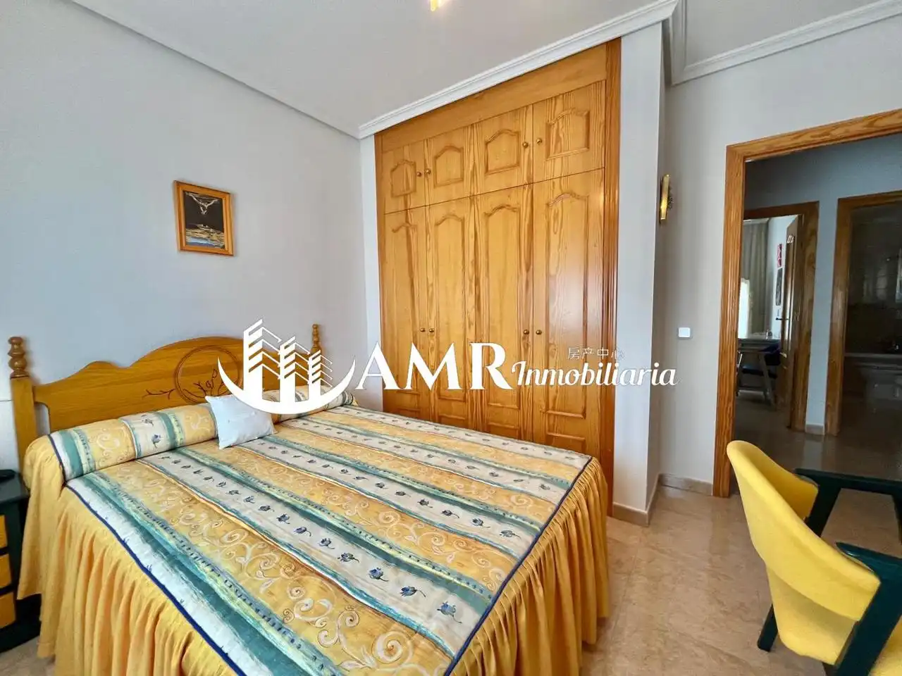 Habitación de Casa adosada en venta en Casarrubuelos con Aire acondicionado, Calefacción y Jardín privado