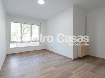 Bedroom of Flat for sale in  Barcelona Capital  with Heating