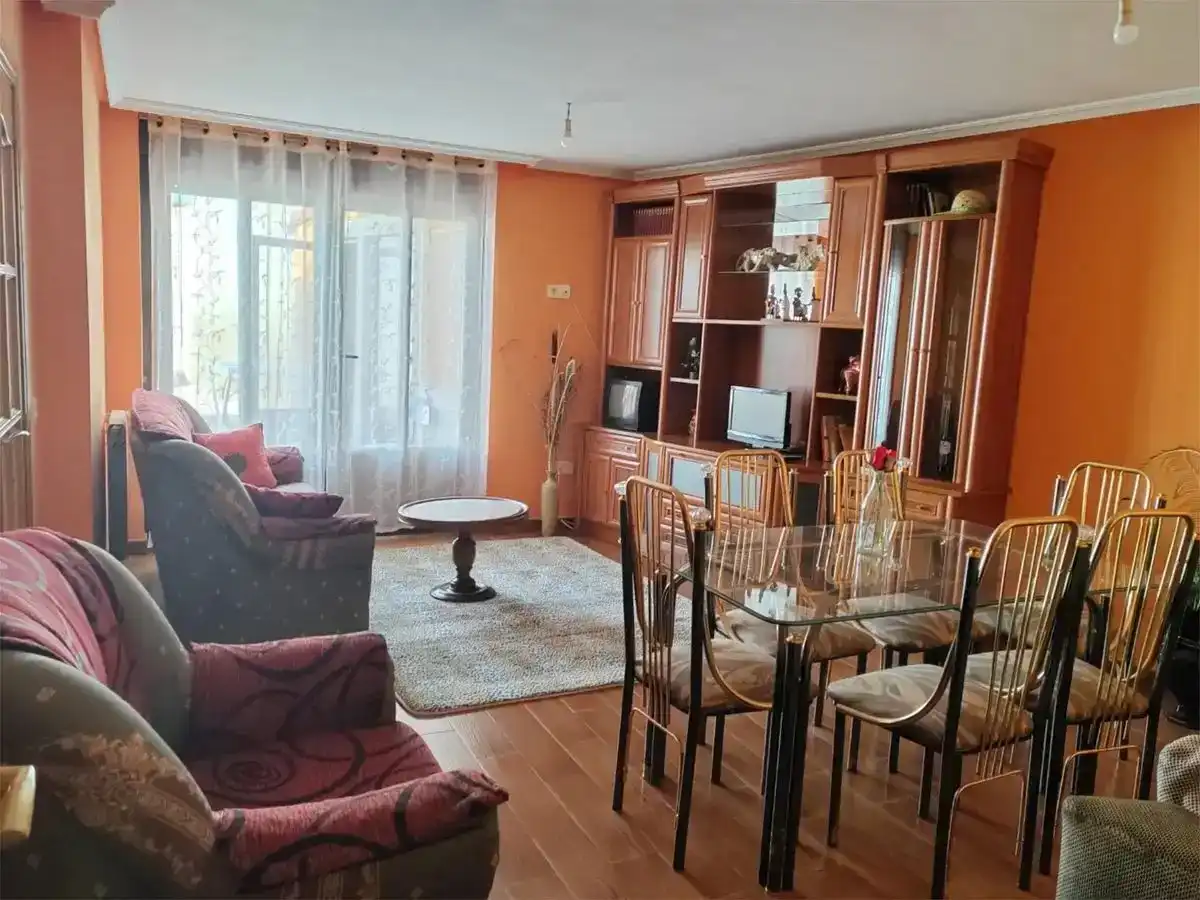 Sala d'estar de Pis en venda en Santa Elena de Jamuz amb Jardí privat, Traster i Piscina
