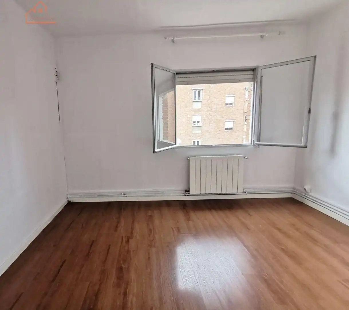 Habitación de Piso de alquiler en Madrid con Aire acondicionado y Calefacción