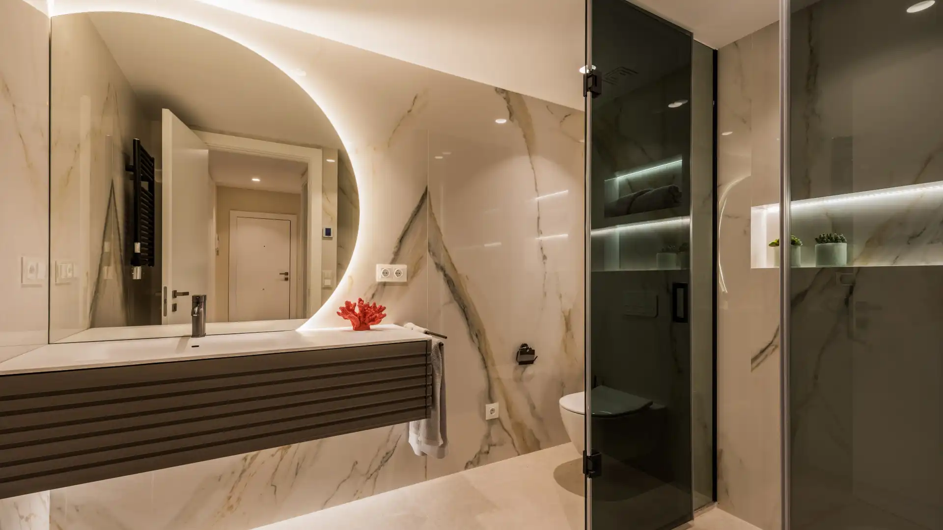 Baño de Apartamento en venta en Estepona con Aire acondicionado, Terraza y Piscina