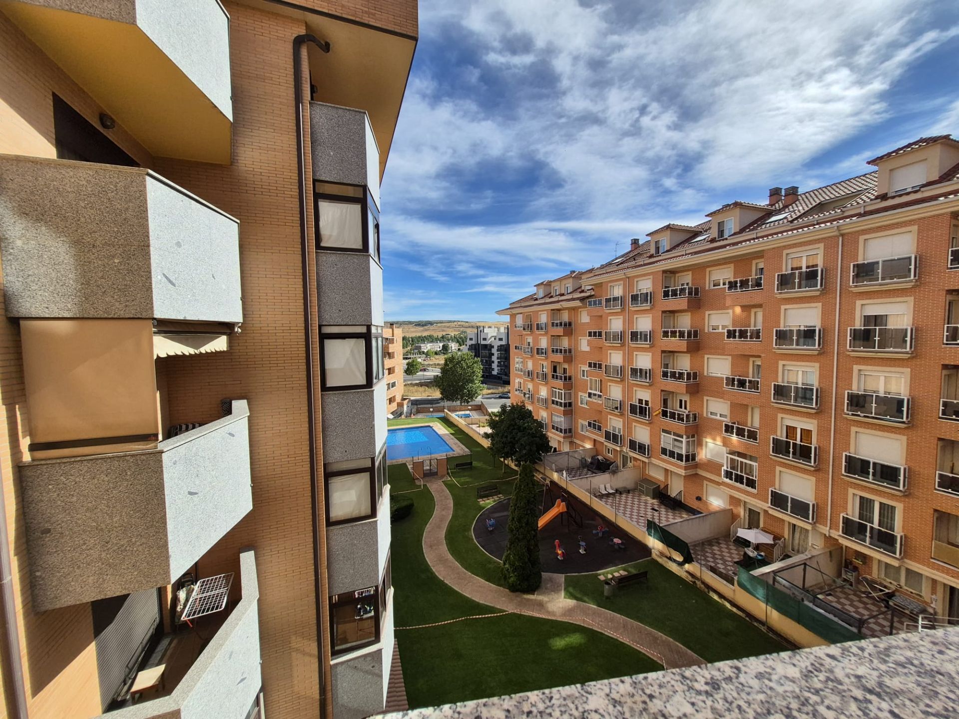 Vista exterior de Piso en venta en Ávila Capital con Calefacción, Terraza y Trastero