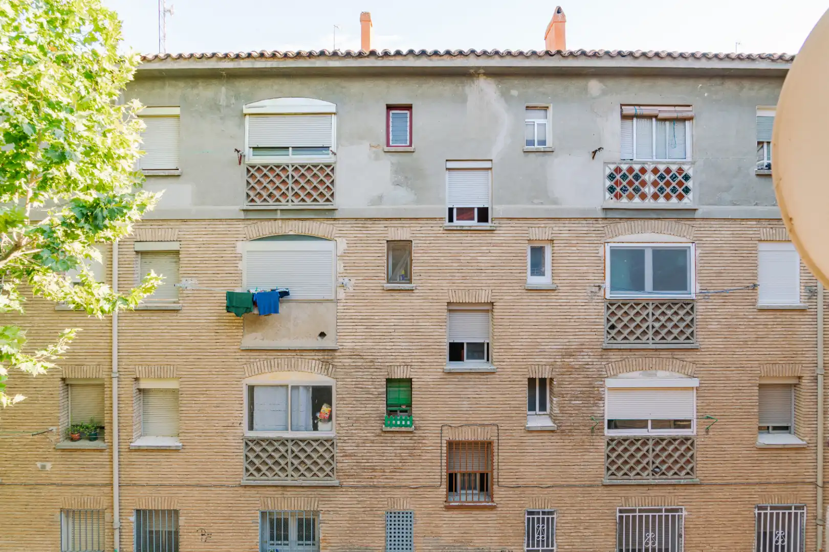 Vista exterior de Pis en venda en Zaragoza amb Parquet, Forn i Rentadora