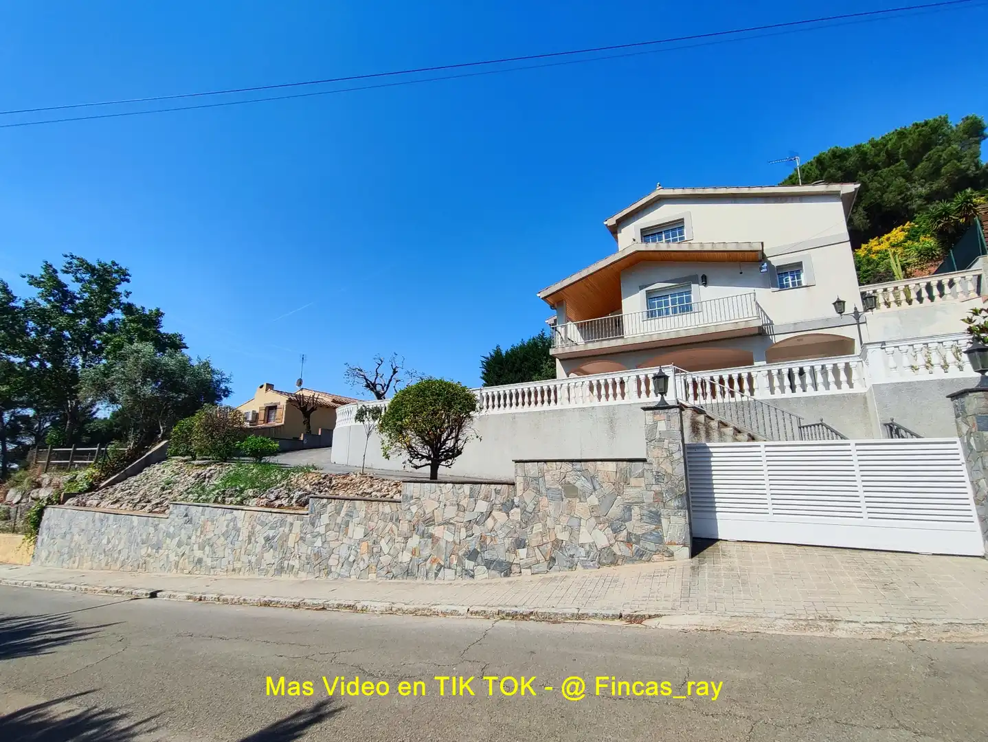 Vista exterior de Casa o chalet en venta en Bigues i Riells del Fai con Calefacción, Jardín privado y Terraza