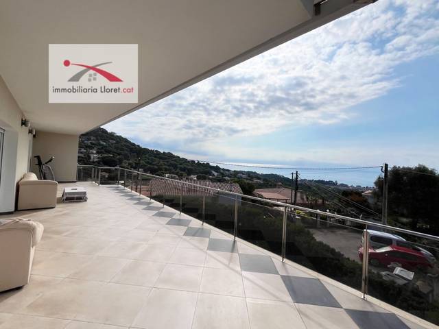 Casa-chalet en Alquiler en Roca Grossa