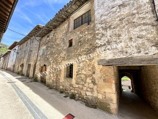 Casa-chalet en Venta en Harana / Valle de Arana