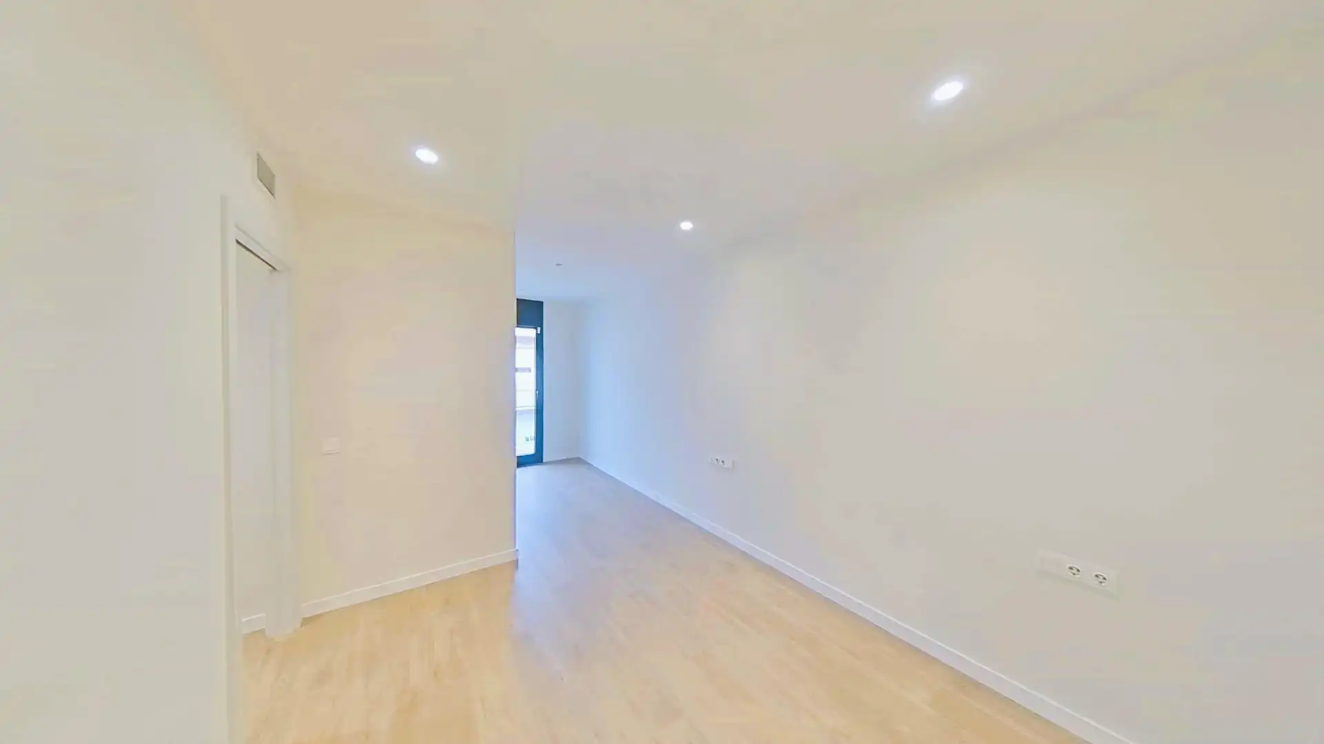 Ático en venta en Cubelles con Aire acondicionado, Calefacción y Jardín privado