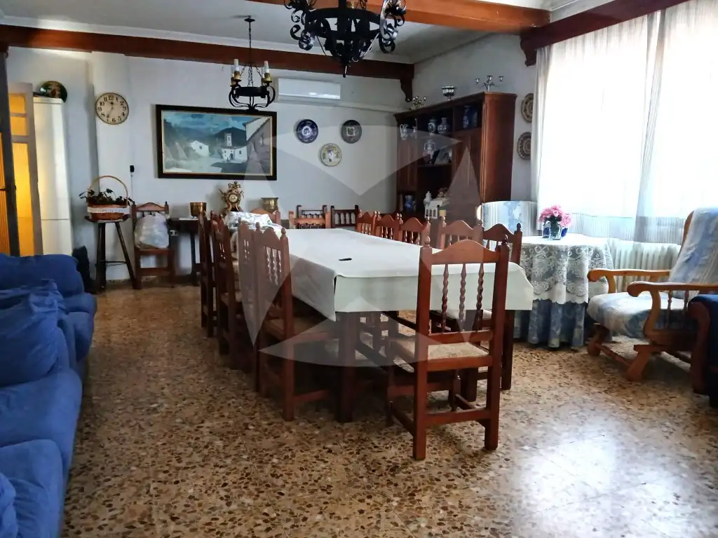 Menjador de Casa o xalet en venda en Cáceres amb Aire condicionat, Terrassa i Piscina