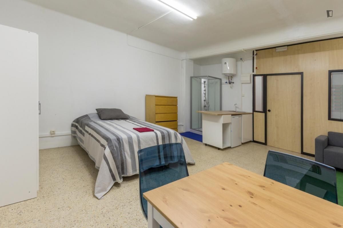 Apartment for share in El Poblenou