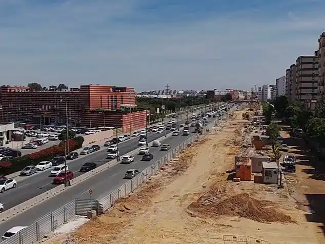 Vista exterior de Piso en venta en  Sevilla Capital con Aire acondicionado