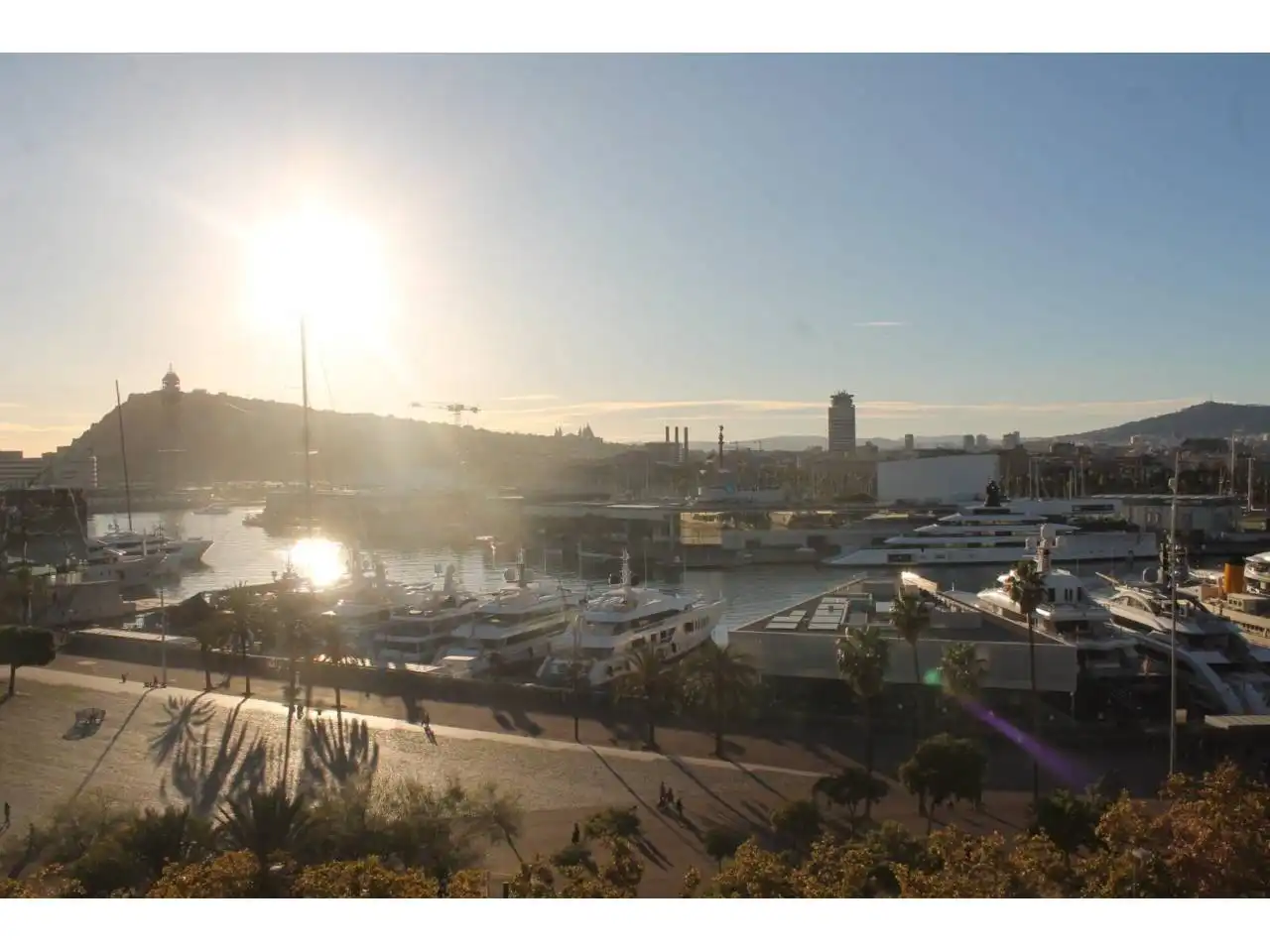 Vista exterior de Apartamento en venta en Barcelona